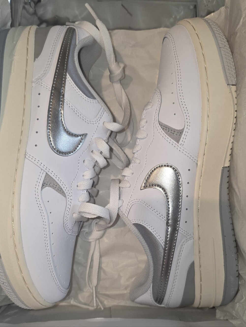 Nike Women’s Gamma FORCE Brand New Size 8.5
